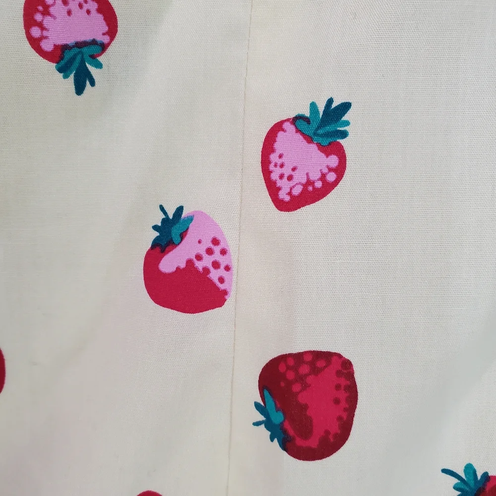 Laura Scott Stawberry Novelty Printed Button Down Sleeveless Top Yellow Size M - Picture 10 of 10